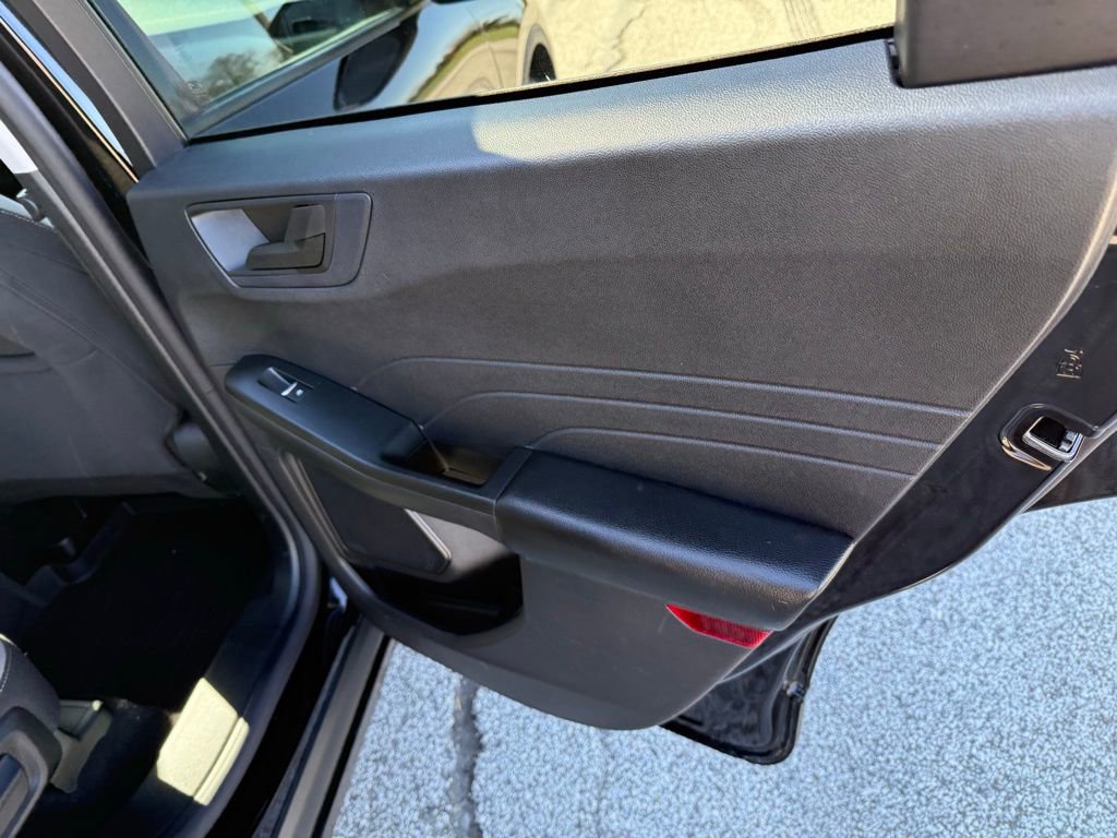 Certified 2022 Ford Escape SE w/ Cold Weather Package image 49