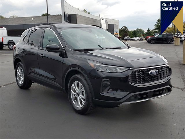 Certified 2023 Ford Escape Active w/ Tech Pack #2 image 1