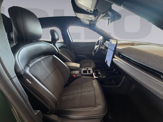 Certified 2025 Ford Mustang Mach-E GT image 17