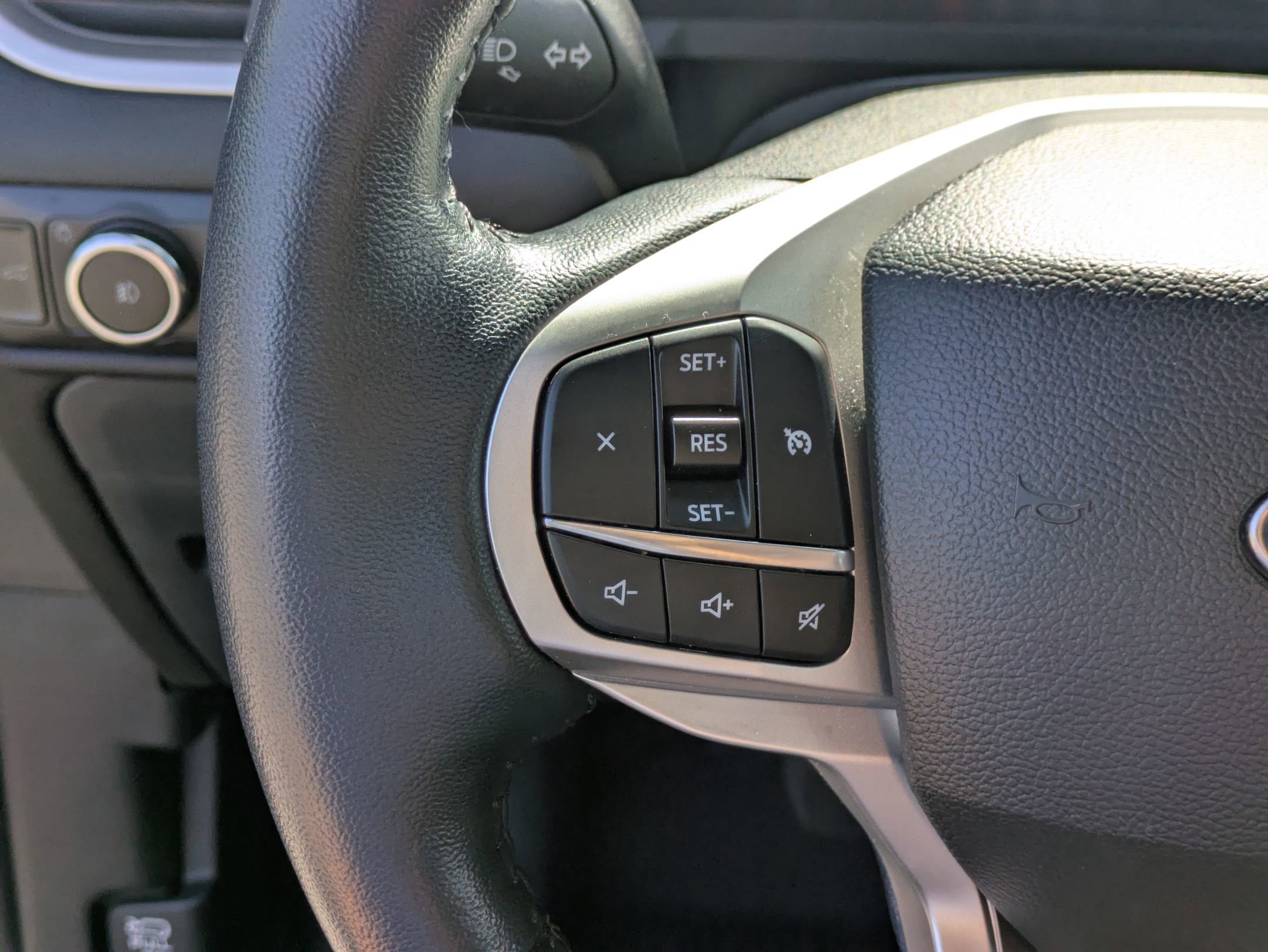 Certified 2023 Ford Explorer XLT w/ Equipment Group 202A image 17