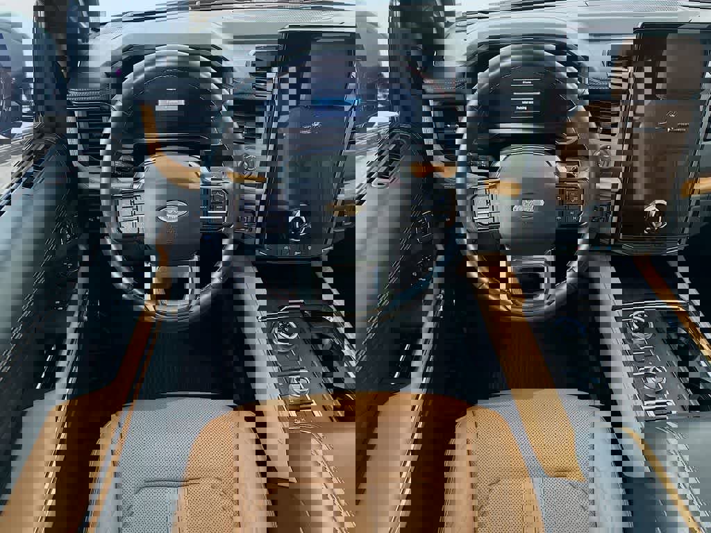 Certified 2023 Ford Expedition Platinum image 10