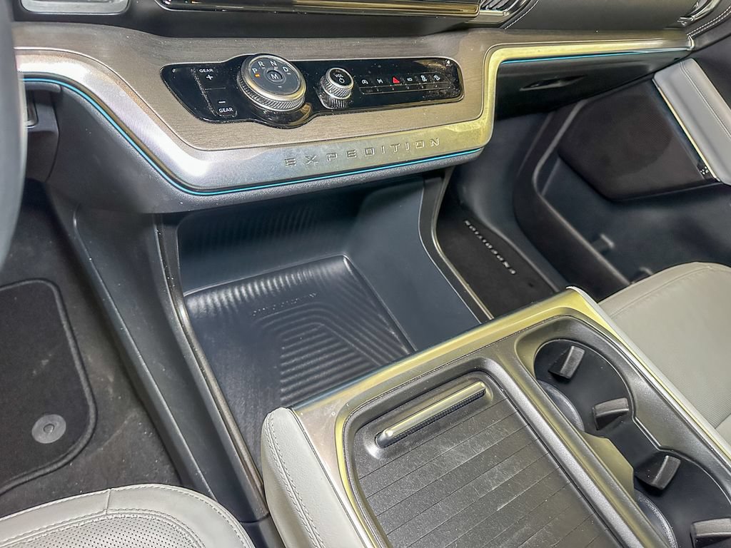 Certified 2025 Ford Expedition Max Platinum AWD/4WD image 42