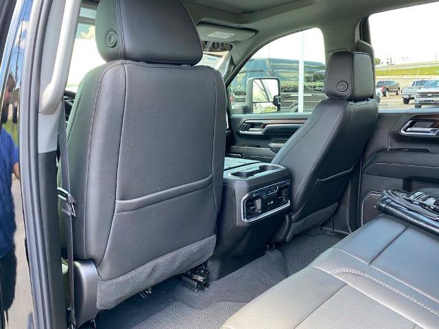 Used 2024 GMC Sierra 2500 Denali w/ Denali Reserve Package AWD/4WD image 30