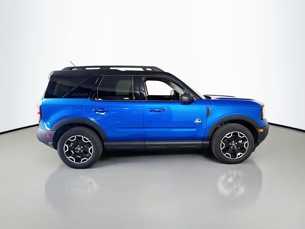 Certified 2025 Ford Bronco Sport Outer Banks w/ Outer Banks Tech Package+ AWD/4WD image 15