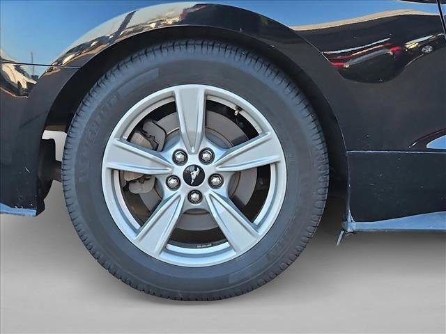Certified 2020 Ford Mustang Coupe RWD image 16