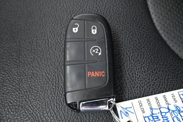 Used 2023 Jeep Compass Limited w/ Elite Group AWD/4WD image 26