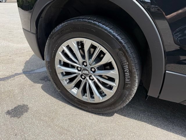 Used 2025 Cadillac XT4 Premium Luxury AWD/4WD image 40