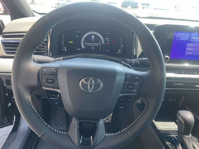 Used 2026 Toyota Camry Hybrid w/ Convenience Package FWD image 22
