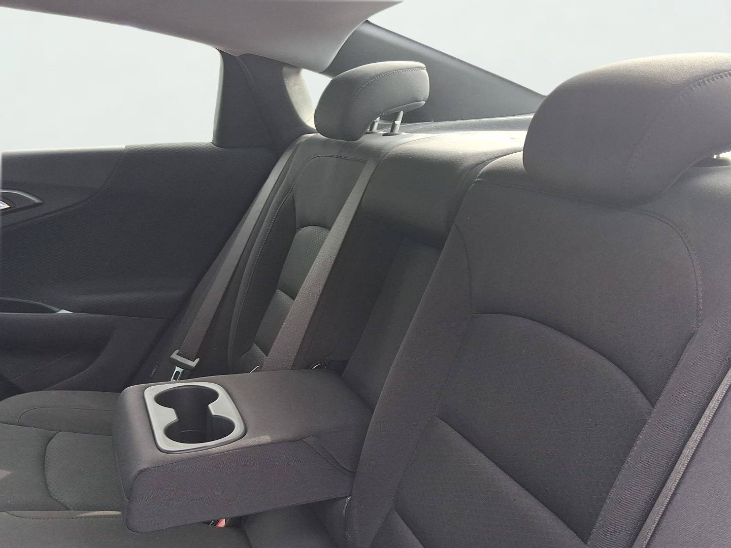 Used 2025 Chevrolet Malibu LT w/ Midnight Edition FWD image 13