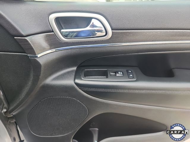 Used 2018 Jeep Grand Cherokee Limited image 34