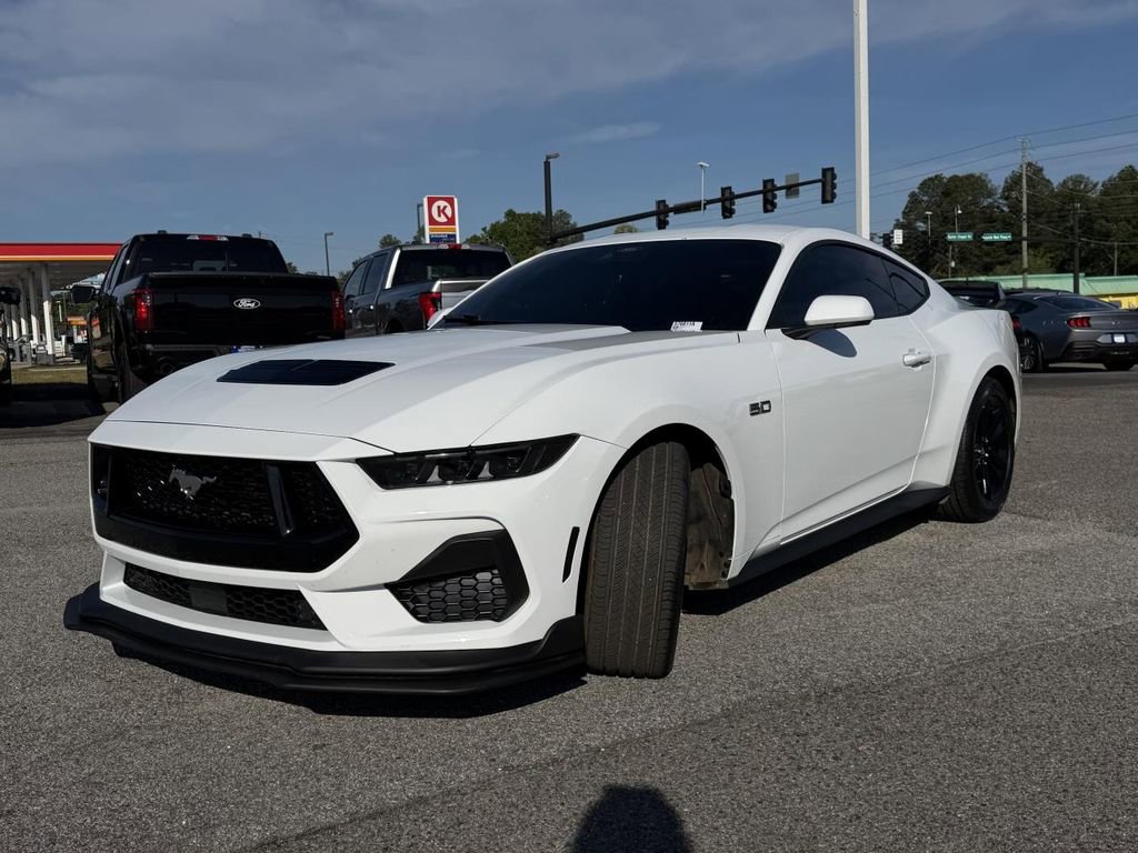 Certified 2025 Ford Mustang GT RWD image 2