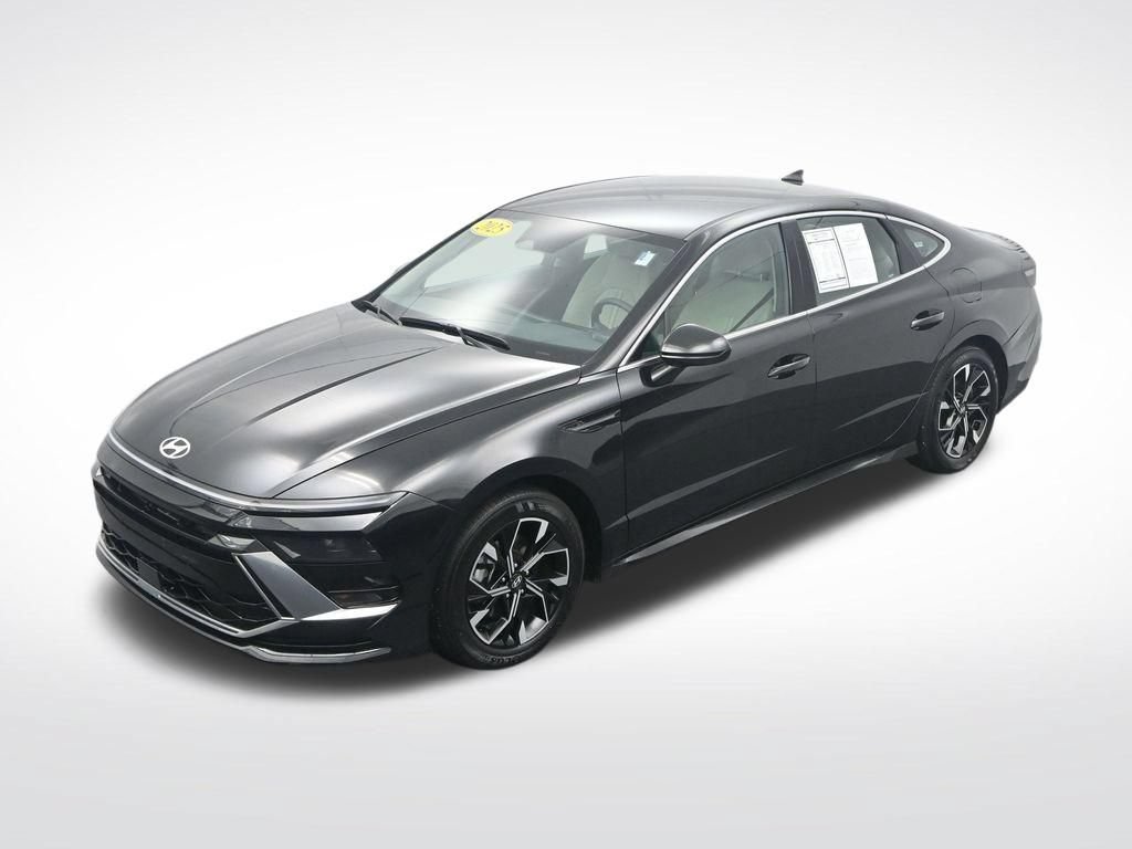 Used 2025 Hyundai Sonata SEL FWD image 30