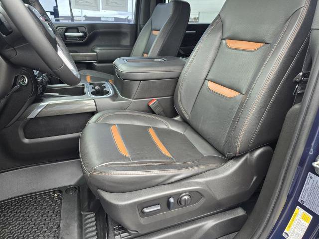 Used 2022 GMC Sierra 2500 AT4 w/ AT4 Premium Plus Package AWD/4WD image 21