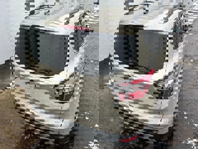 Certified 2018 Ford Escape SEL image 4