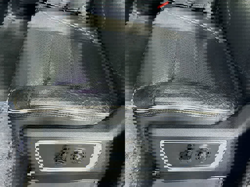 Used 2020 RAM 1500 Laramie w/ Off Road Group image 29