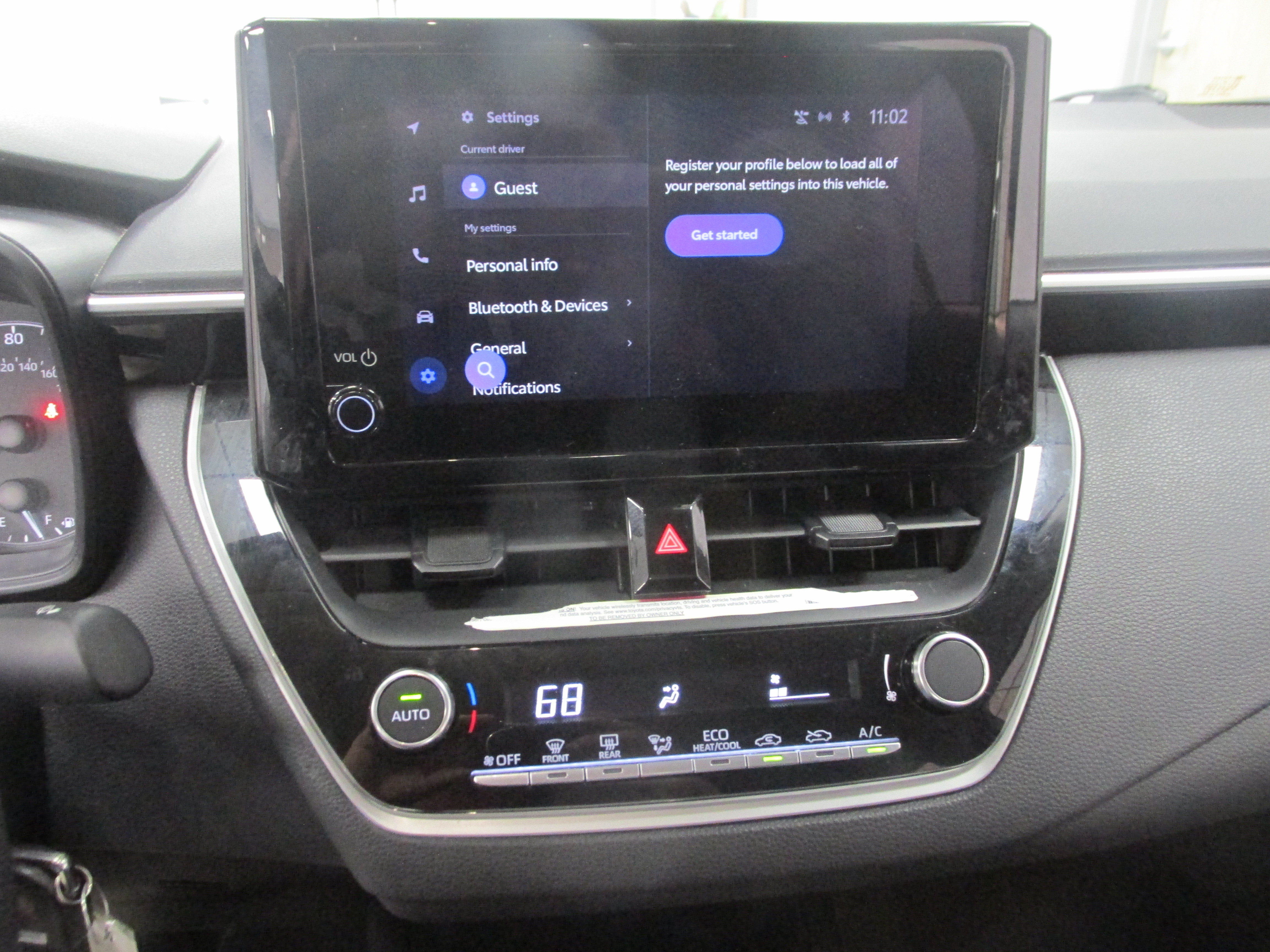 Used 2024 Toyota Corolla LE FWD image 32