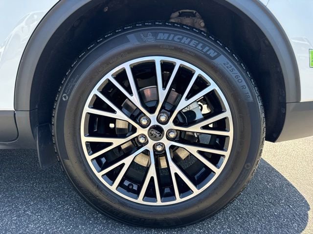 Certified 2023 Ford Escape SE w/ PHEV Premium Package FWD image 8