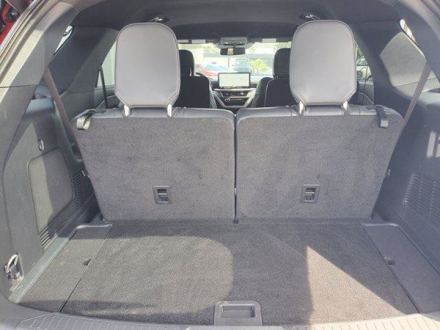 Certified 2025 Ford Explorer ST RWD image 8