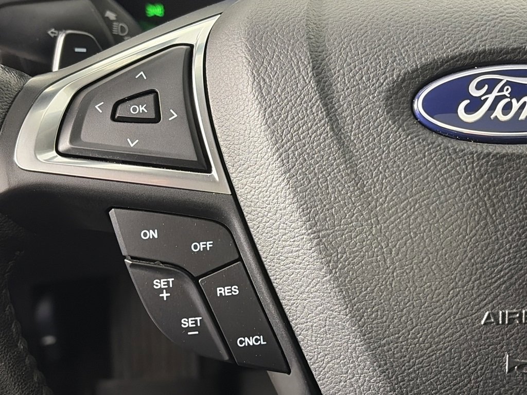 Certified 2018 Ford Fusion SE w/ Fusion SE Technology Package image 17