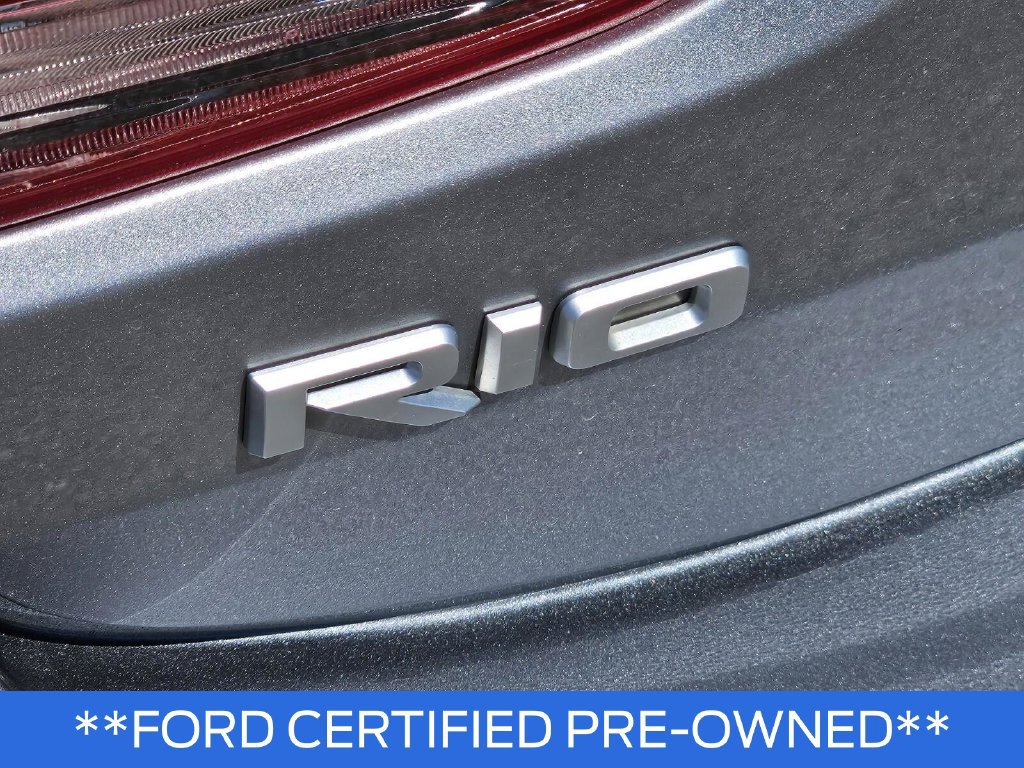 Used 2023 Kia Rio S FWD image 8