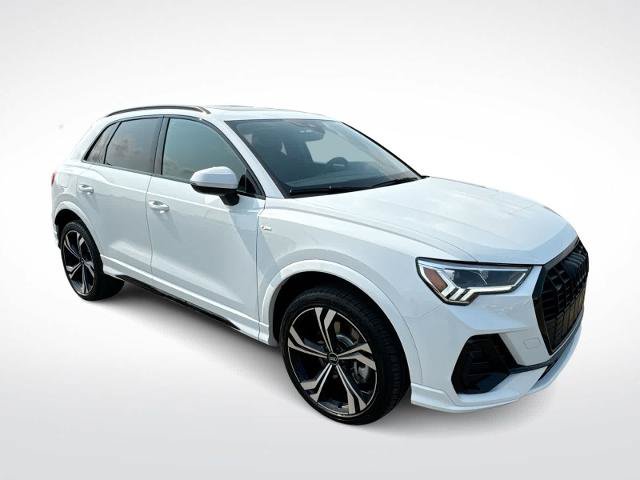 Used 2023 Audi Q3 2.0T Premium Plus AWD/4WD image 2