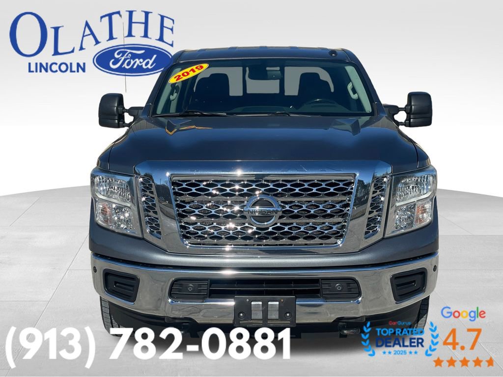 Used 2019 Nissan Titan SV w/ SV Convenience Package image 8