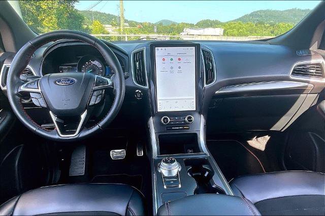 Certified 2024 Ford Edge ST-Line AWD/4WD image 15