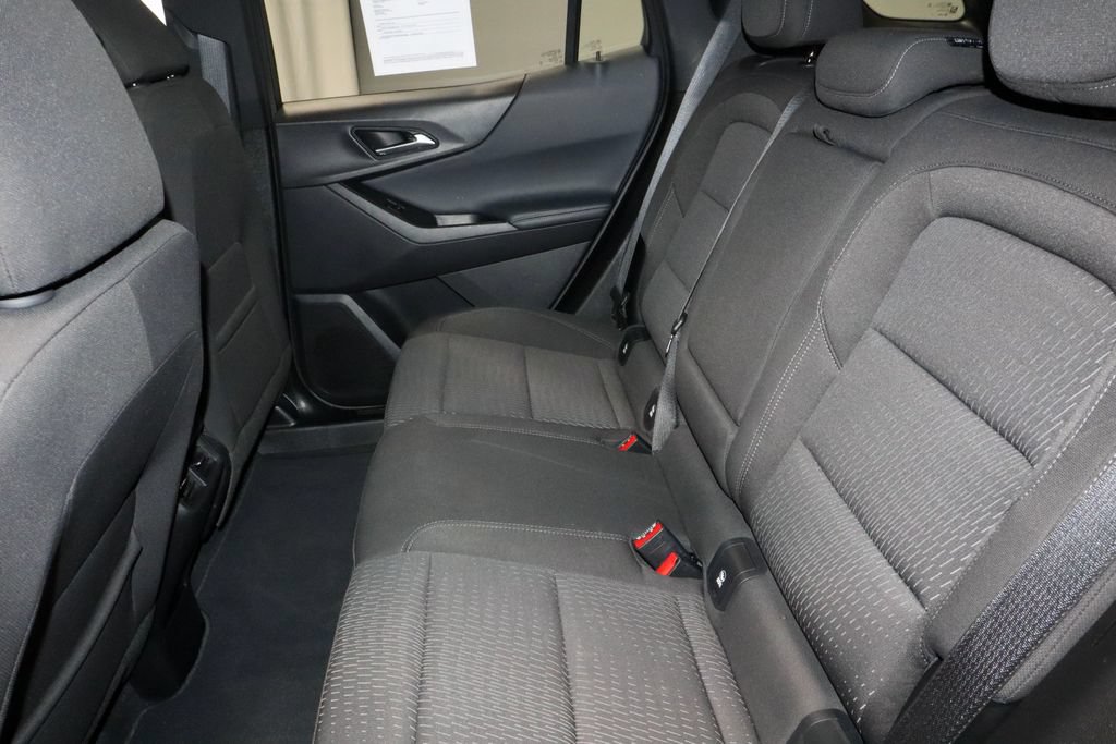 Used 2025 Chevrolet Equinox LT FWD image 22