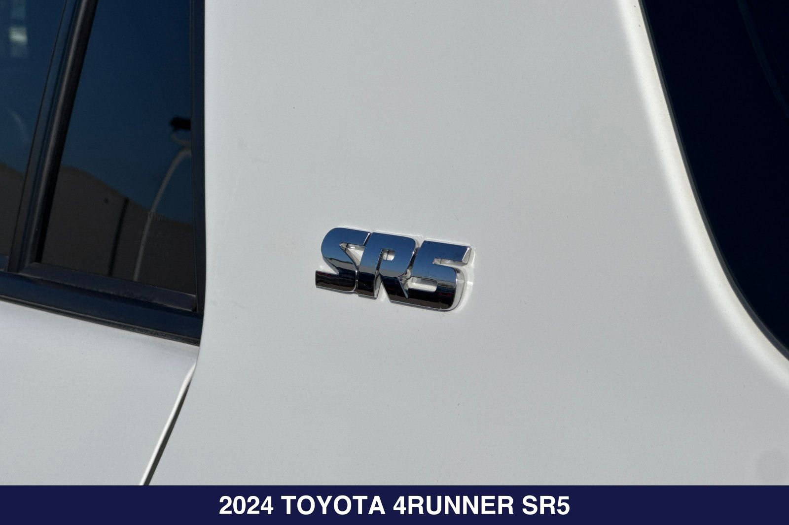 Used 2024 Toyota 4Runner SR5 RWD image 31