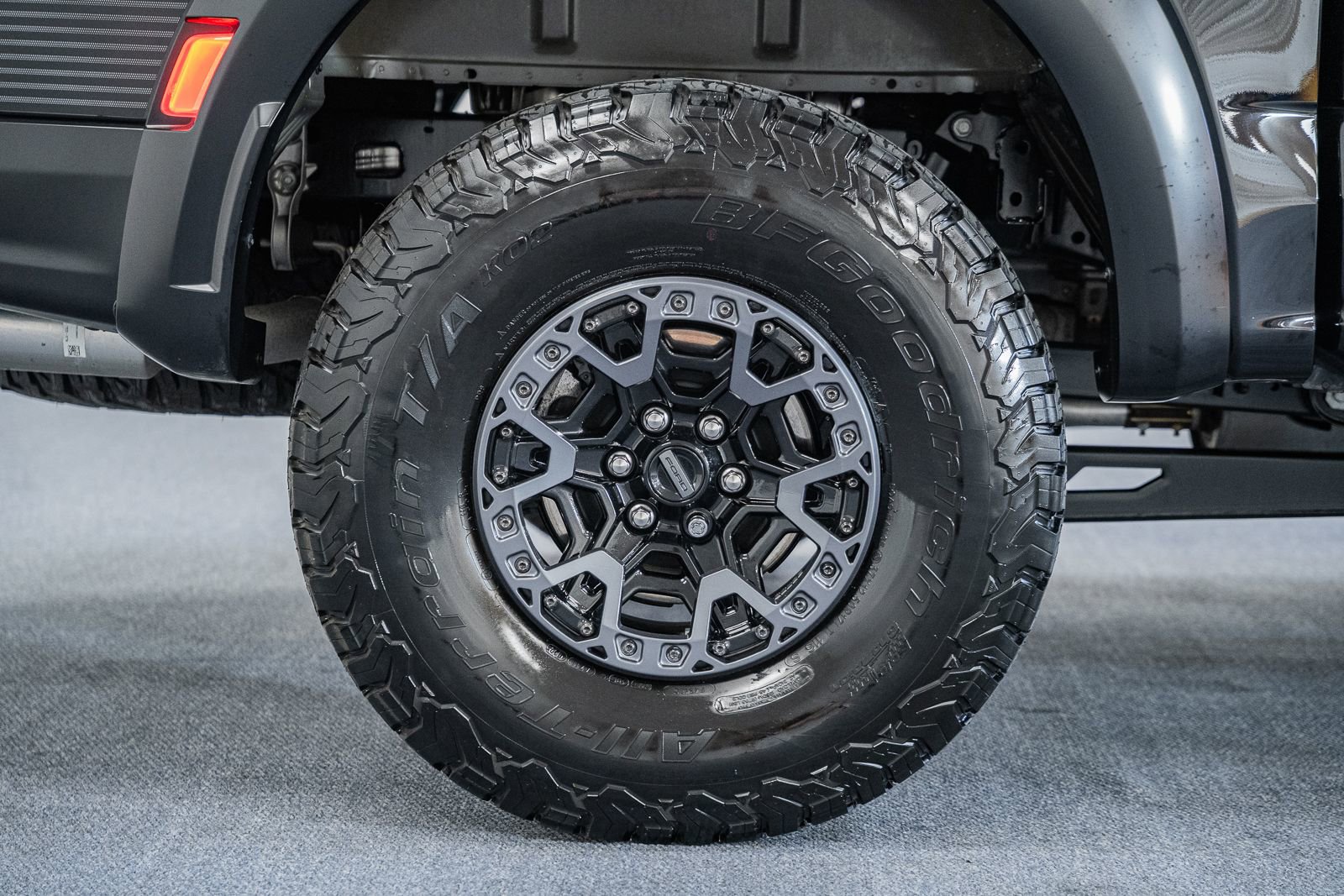 Certified 2025 Ford F150 Raptor w/ Equipment Group 803A Raptor R image 25