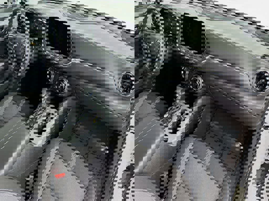 Used 2023 Chevrolet Blazer LT image 32