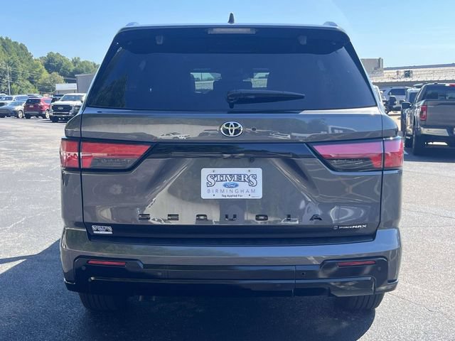 Used 2025 Toyota Sequoia Platinum AWD/4WD image 5