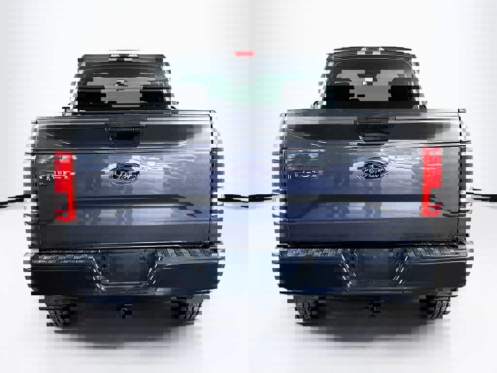 Certified 2017 Ford F150 XL w/ Equipment Group 101A Mid image 4