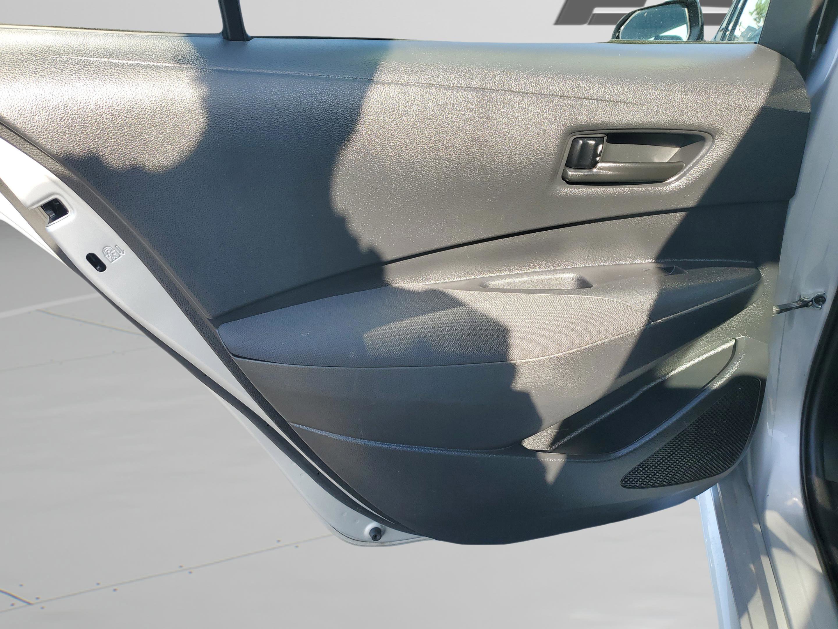 Used 2023 Toyota Corolla LE FWD image 13