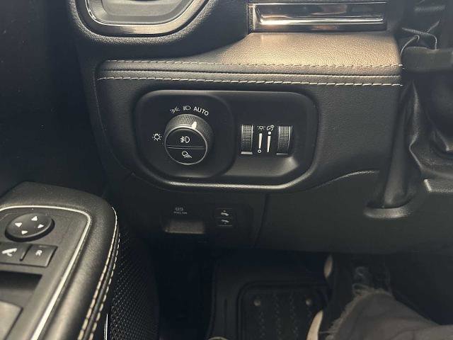Used 2022 RAM 1500 Limited w/ Body-Colour Bumper Group AWD/4WD image 17