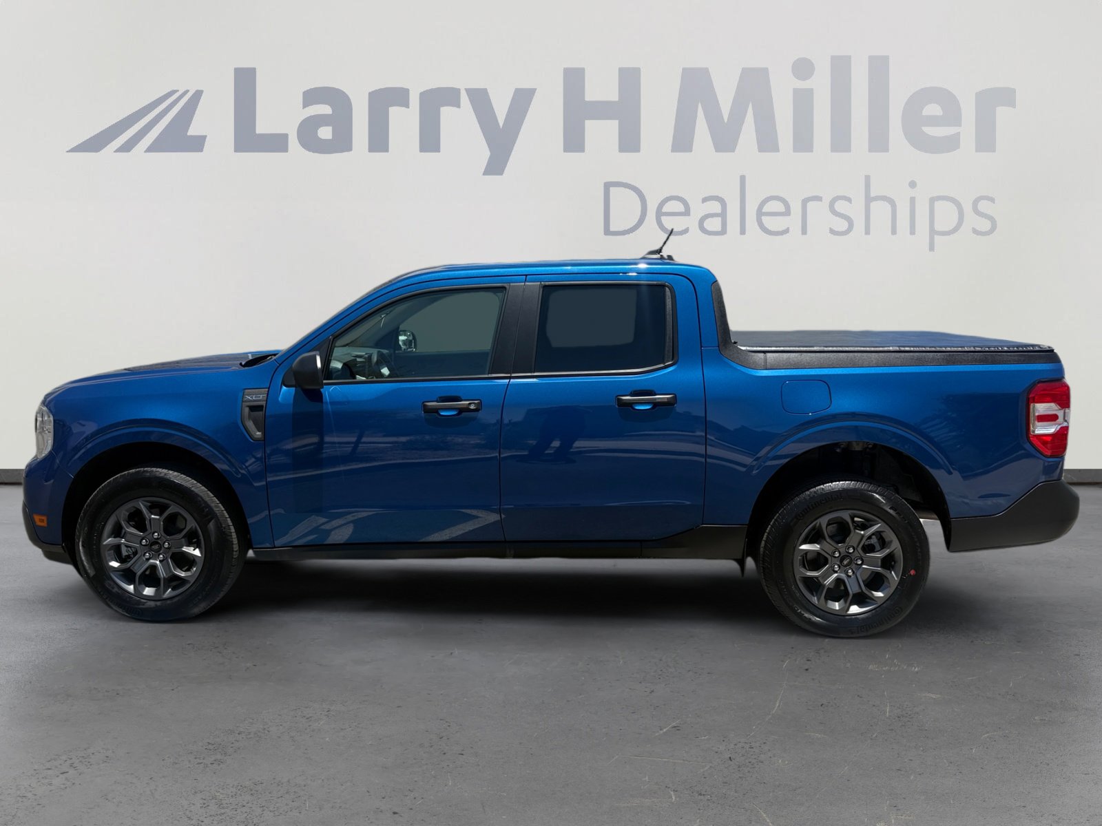 Certified 2024 Ford Maverick XLT FWD image 2