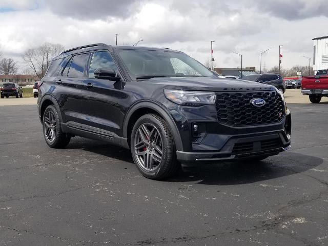 Certified 2026 Ford Explorer ST w/ Sun And Sound Package image 7