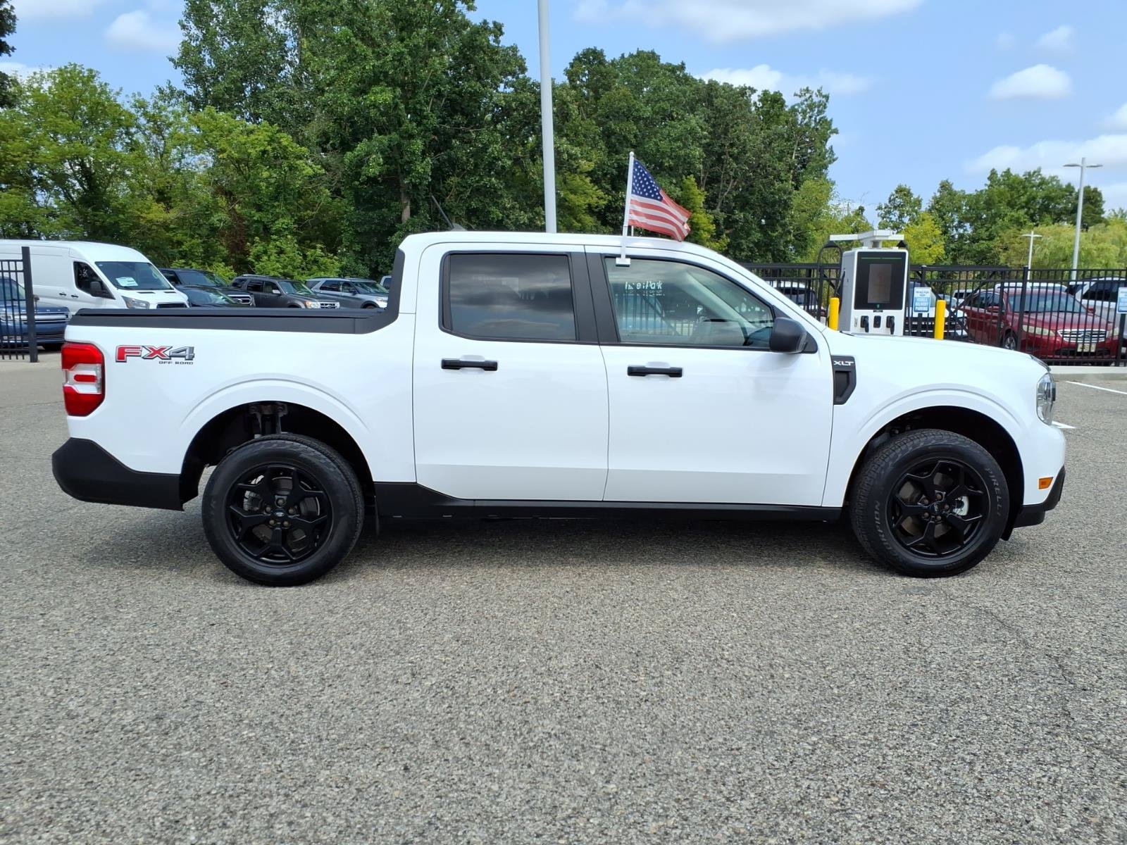 Certified 2023 Ford Maverick XLT w/ Equipment Group 300A Standard AWD/4WD image 9