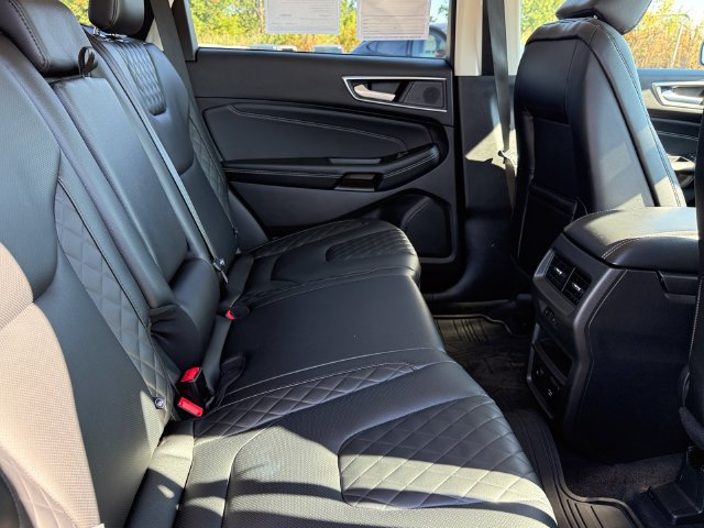 Certified 2024 Ford Edge Titanium w/ Equipment Group 301A AWD/4WD image 22