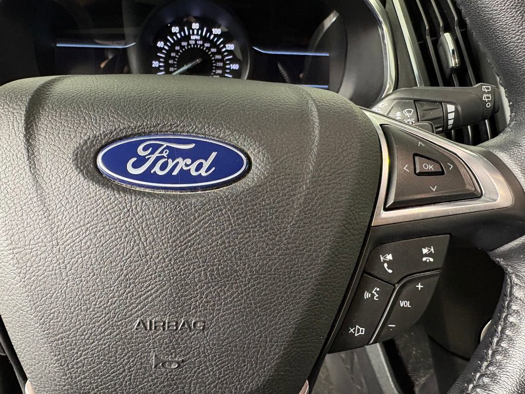 Certified 2019 Ford Edge Titanium image 23