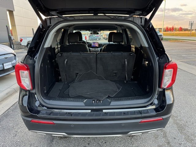 Certified 2022 Ford Explorer XLT w/ Equipment Group 202A image 41