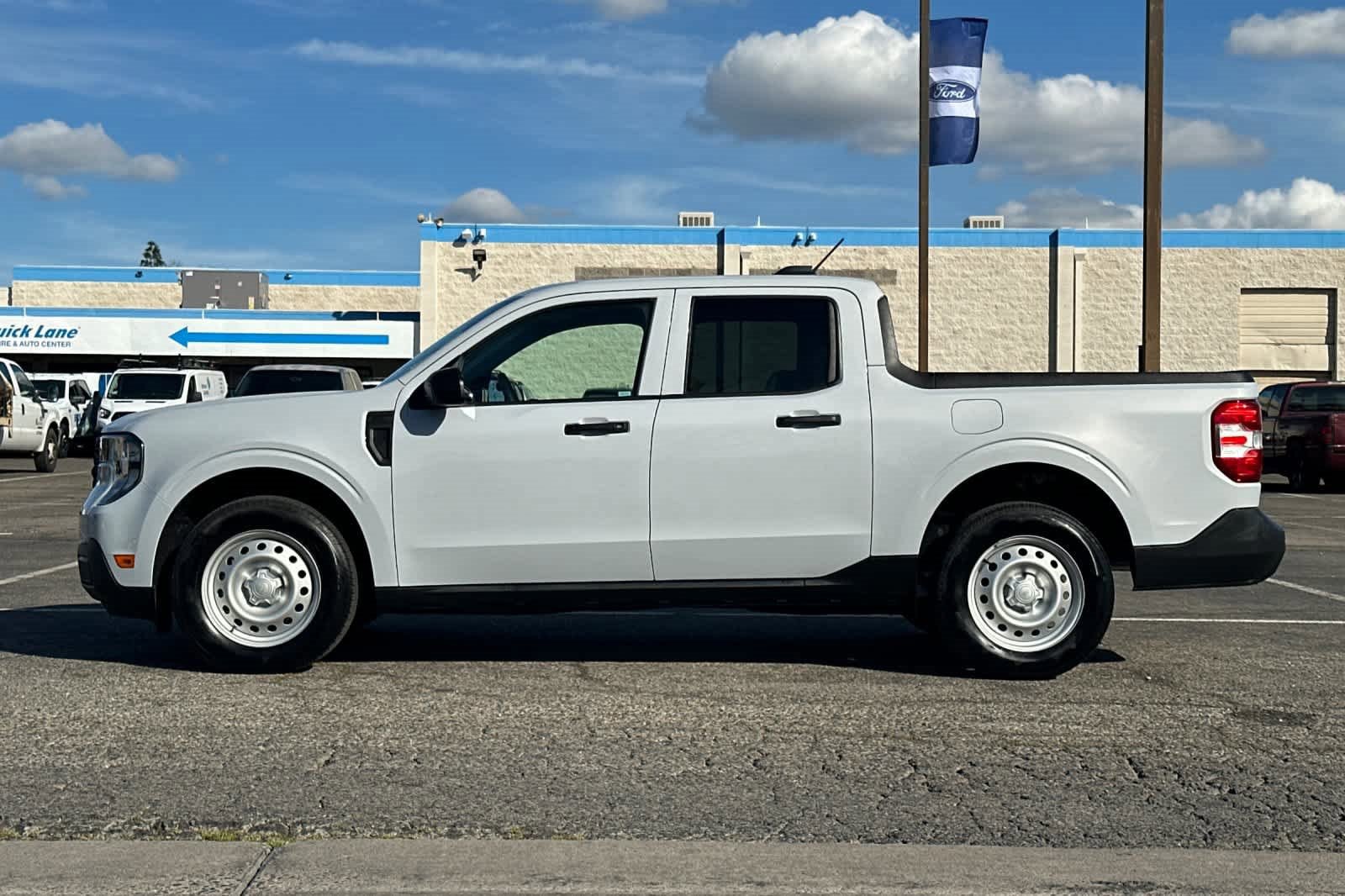 Certified 2025 Ford Maverick XL image 2