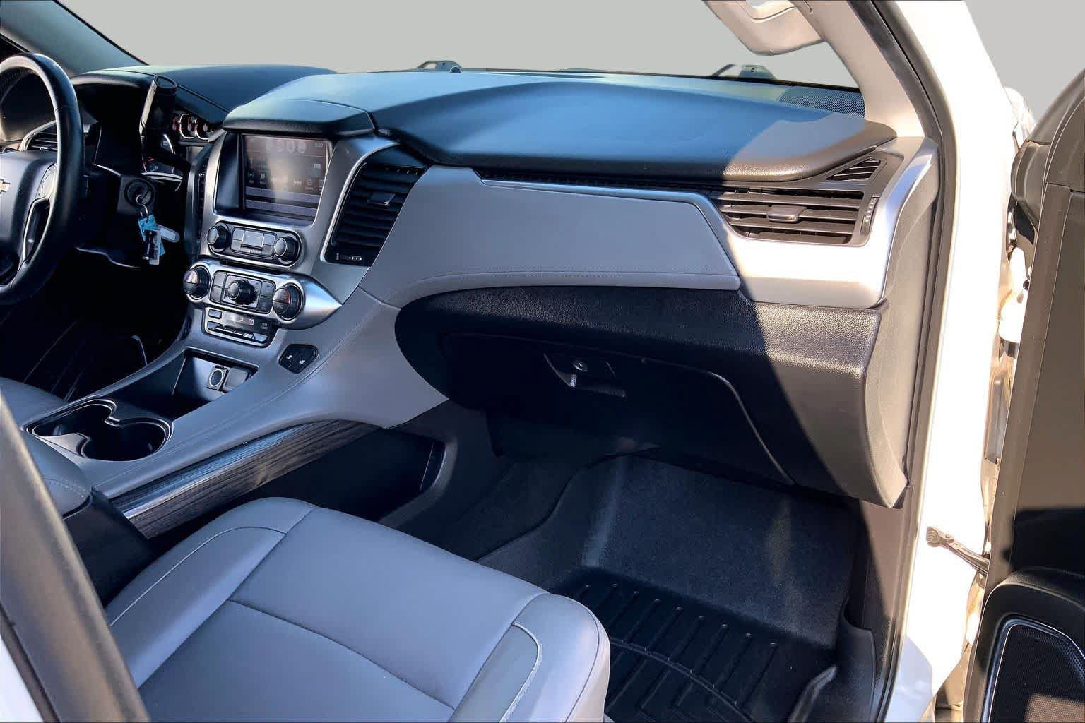 Used 2018 Chevrolet Tahoe LT RWD image 17
