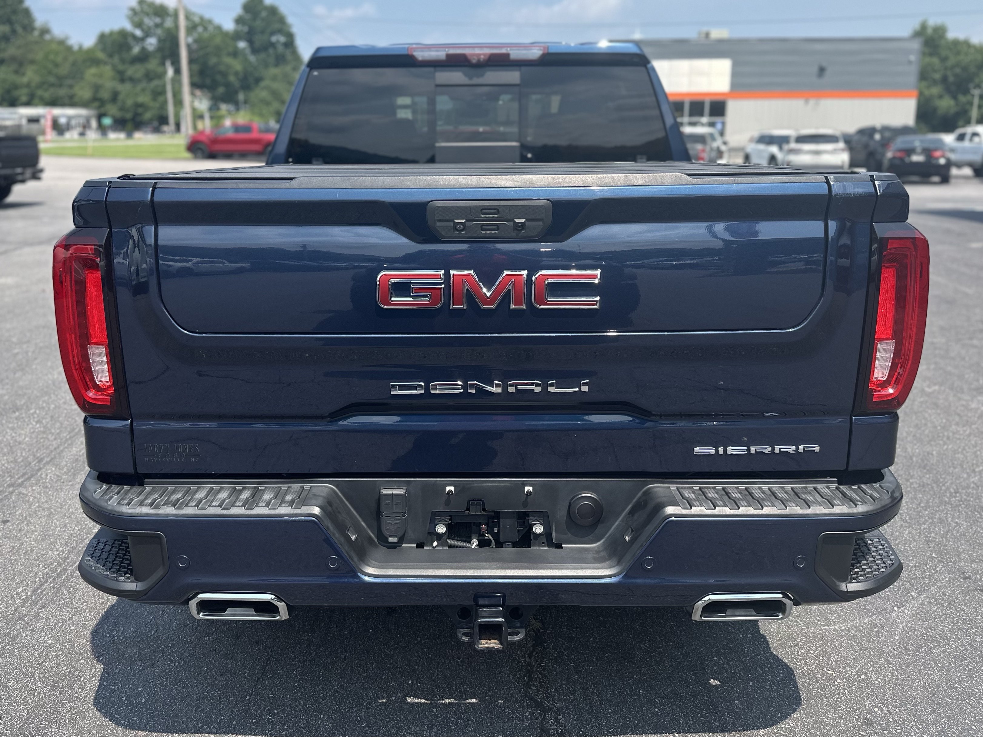 Used 2020 GMC Sierra 1500 Denali w/ Denali Ultimate Package AWD/4WD image 7