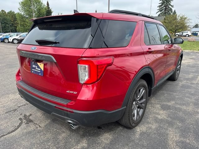 Certified 2024 Ford Explorer XLT w/ Equipment Group 202A AWD/4WD image 10