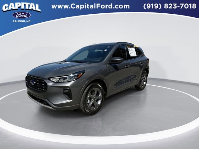Certified 2024 Ford Escape ST-Line w/ Tech Pack #1 AWD/4WD image 4