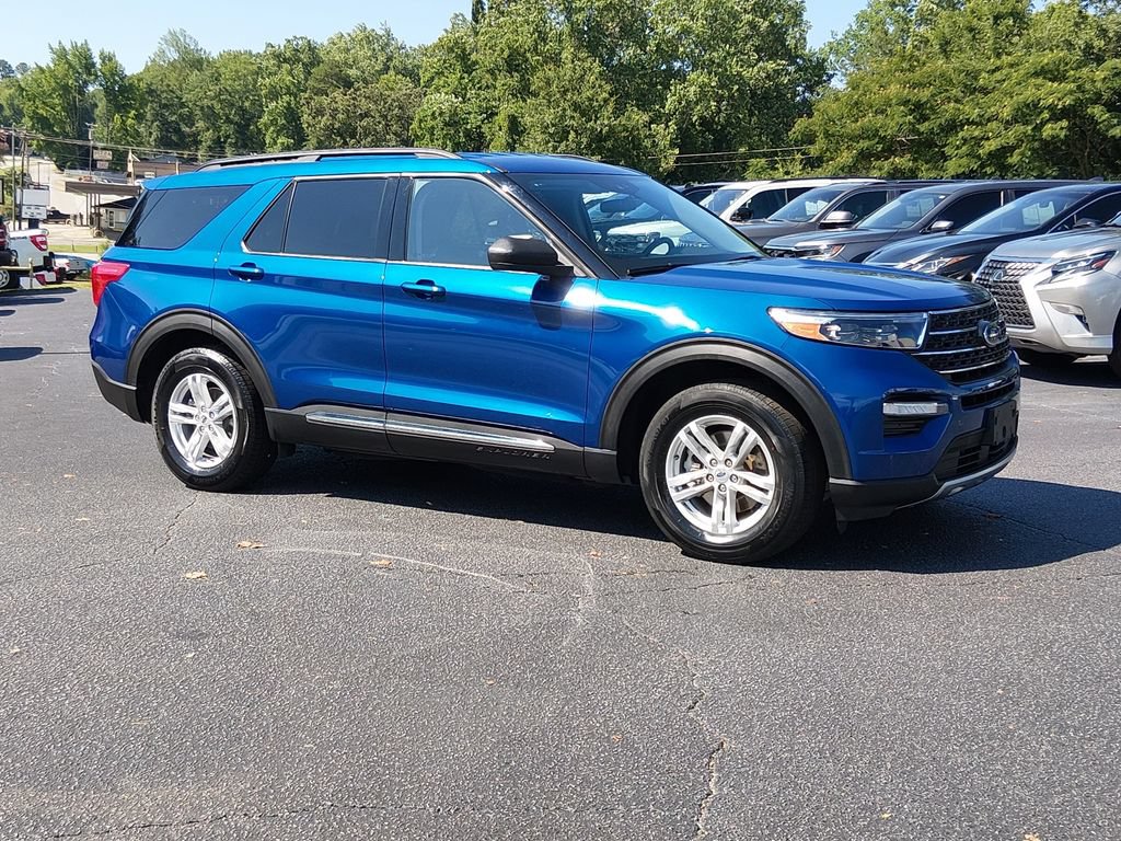 Certified 2023 Ford Explorer XLT w/ Equipment Group 202A RWD image 2