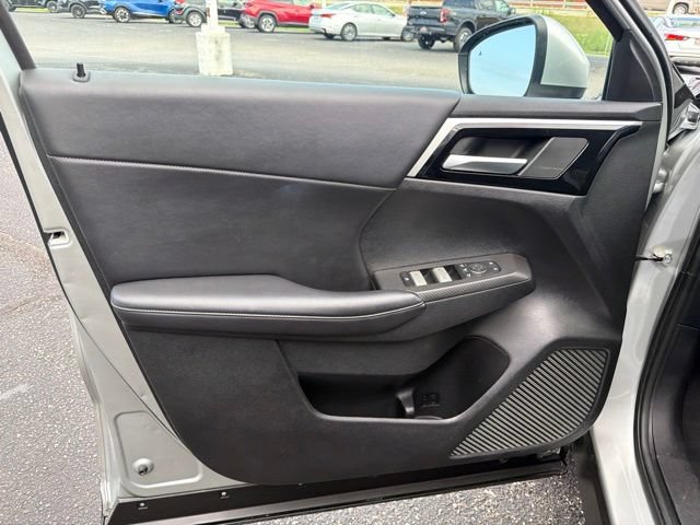 Used 2024 Mitsubishi Outlander SE AWD/4WD image 12