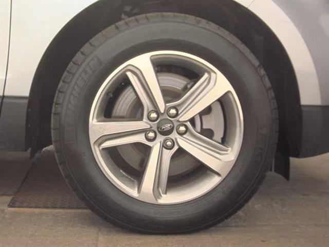 Certified 2024 Ford Edge SEL w/ Convenience Package AWD/4WD image 8