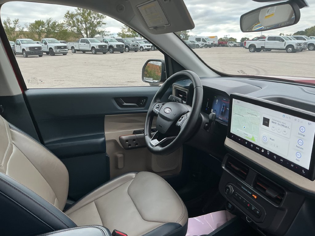 Certified 2025 Ford Maverick Lariat w/ 4K Tow Package AWD/4WD image 12